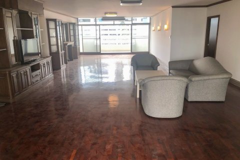 Condominio de 3 dormitorios en Bangkok, Tailandia № 66076 - foto 3