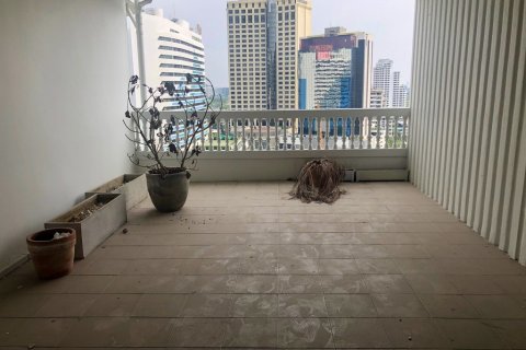 Condominio de 3 dormitorios en Bangkok, Tailandia № 66076 - foto 8