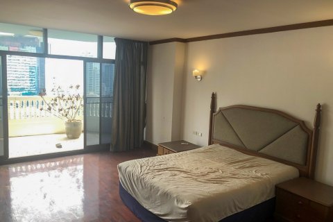 Condominio de 3 dormitorios en Bangkok, Tailandia № 66076 - foto 10