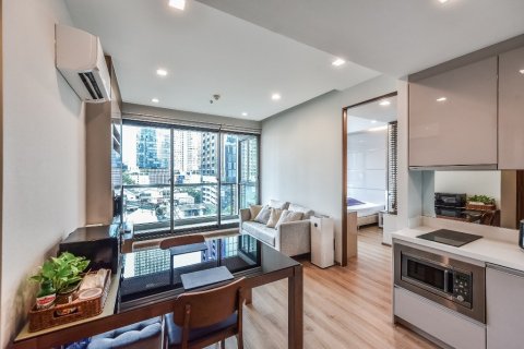 Condo in Bangkok, Thailand, 2 bedrooms  № 66078