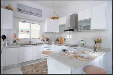 Chalet de 2 dormitorios en Cha-am, Tailandia № 155451 - foto 6