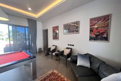 Chalet de 3 dormitorios en Hua Hin, Tailandia № 155453 - foto 8