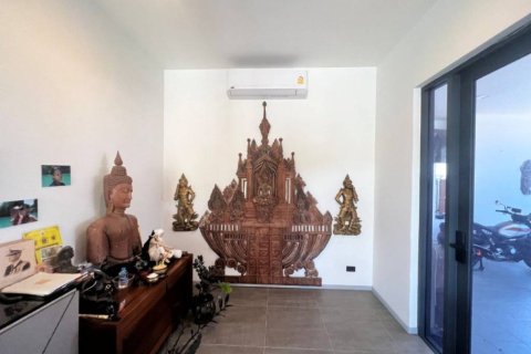 Chalet de 3 dormitorios en Hua Hin, Tailandia № 155453 - foto 4