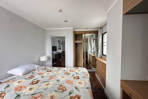 Condominio de 2 dormitorios en Khlong Toei, Bangkok, Tailandia № 155454 - foto 8