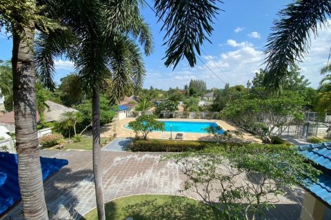 Chalet de 4 dormitorios en Hua Hin, Tailandia № 168801 - foto 5