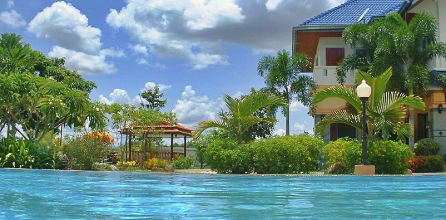Chalet de 4 dormitorios en Hua Hin, Tailandia № 168801