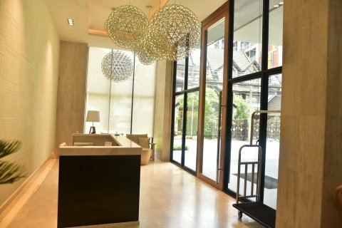 Condo in Watthana, Bangkok, Thailand, 2 bedrooms  № 171825 - photo 7