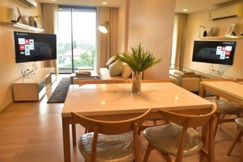 Condo in Watthana, Bangkok, Thailand, 2 bedrooms  № 171825 - photo 4