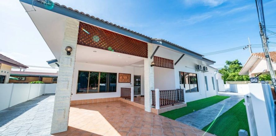 Chalet de 5 dormitorios en Pattaya, Tailandia № 146830