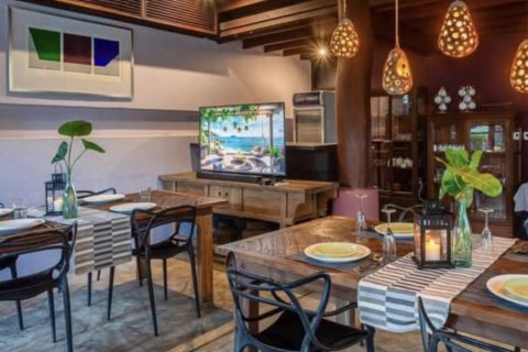 Hotel 400 m2 en Prachuap Khiri Khan, Tailandia № 146829 - foto 3