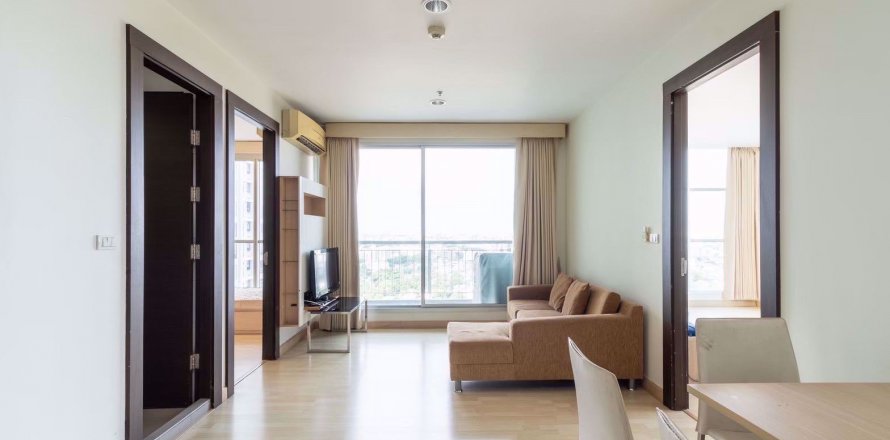 Condo in Bangkok, Thailand, 2 bedrooms in Rhythm Ratchada  № 50736