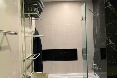 Estudio en el condominio en Khlong Toei, Bangkok, Tailandia № 173620 - foto 12