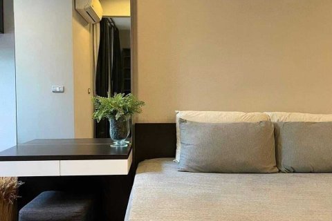 Estudio en el condominio en Khlong Toei, Bangkok, Tailandia № 173620 - foto 10
