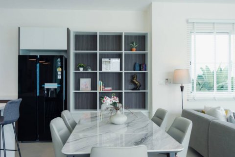 Chalet de 3 dormitorios en Hua Hin, Tailandia № 118408 - foto 9
