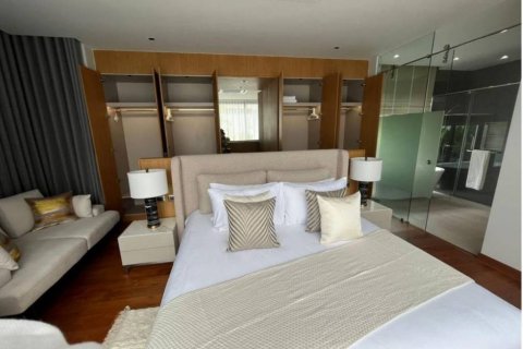 Chalet de 3 dormitorios en Phuket, Tailandia № 118409 - foto 10