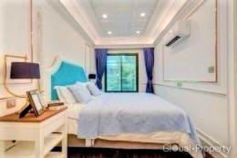 Condominio de 1 dormitorio en Pattaya, Tailandia № 44993 - foto 3