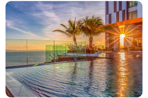 Condo on Jomtien Beach, Pattaya, Thailand, 3 bedrooms  № 165059 - photo 15