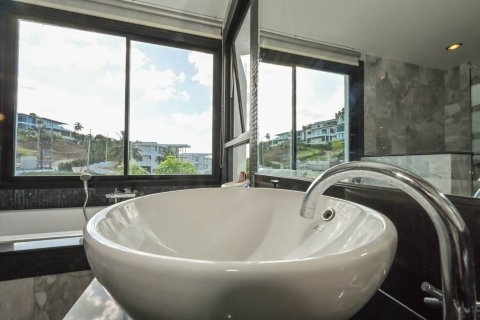 Chalet de 5 dormitorios en Ko Samui, Tailandia № 180136 - foto 14