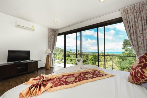 Chalet de 4 dormitorios en Ko Samui, Tailandia № 180135 - foto 7