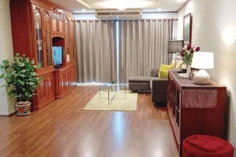 Condominio de 2 dormitorios en Bang Na, Bangkok, Tailandia № 47840 - foto 2