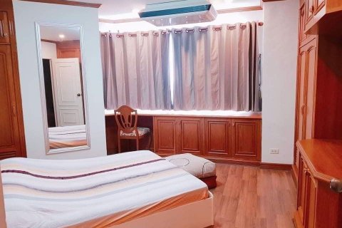 Condominio de 2 dormitorios en Bang Na, Bangkok, Tailandia № 47840 - foto 11