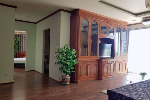 Condominio de 2 dormitorios en Bang Na, Bangkok, Tailandia № 47840 - foto 3