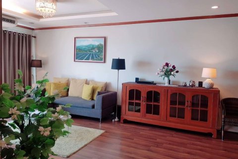 Condo in Bang Na, Bangkok, Thailand, 2 bedrooms  № 47840