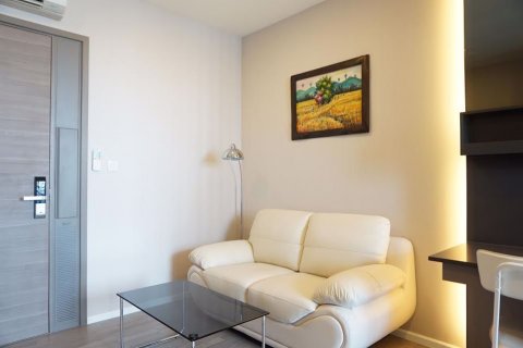 Condominio de 1 dormitorio en Khlong Toei, Bangkok, Tailandia № 47839 - foto 3