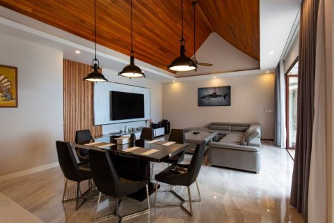 Chalet de 3 dormitorios en Surat Thani, Tailandia № 158809 - foto 6