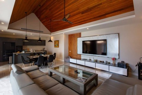 Chalet de 3 dormitorios en Surat Thani, Tailandia № 158809 - foto 5
