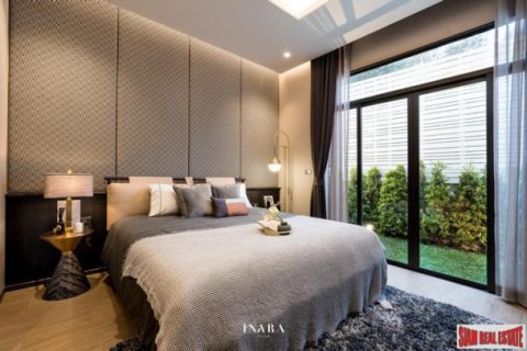 Chalet de 4 dormitorios en Pattaya, Tailandia № 194147 - foto 3