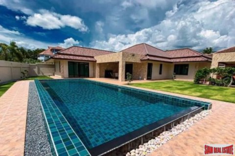 House on Jomtien Beach, Pattaya, Thailand 3 bedrooms № 194153