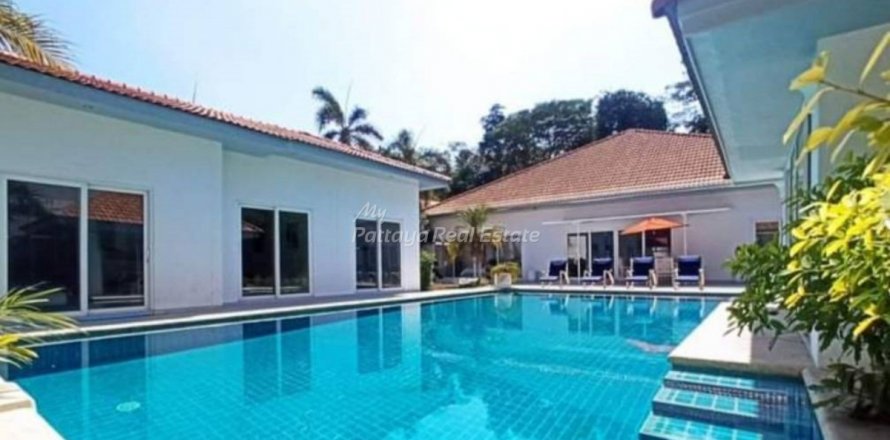 Casa de 12 dormitorios en Pattaya, Tailandia № 116988