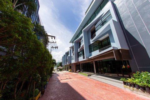 Studio in the Condo in Phuket, Thailand  № 170542