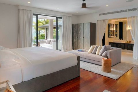 Chalet de 4 dormitorios en Phuket, Tailandia № 155433 - foto 10