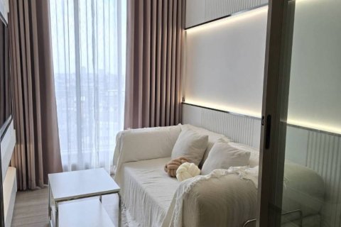 Condominio de 1 dormitorio en Bang Kho Laem, Bangkok, Tailandia № 173022 - foto 2