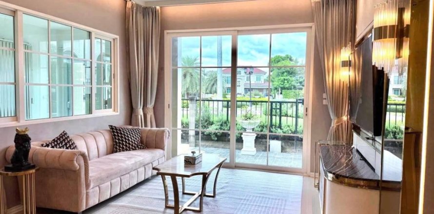 Casa de 3 dormitorios en Bangkok, Tailandia № 173019