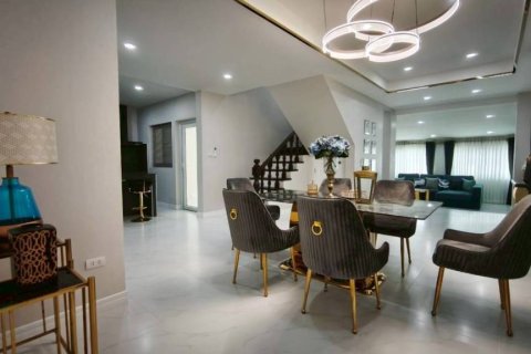 บ้านในพัทยา, ประเทศไทย 4 ห้องนอน № 173024
