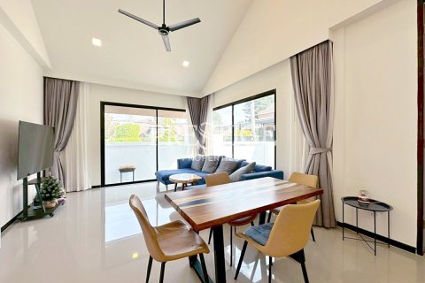 Casa de 2 dormitorios en Pattaya, Tailandia № 197766 - foto 7