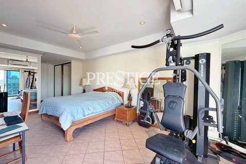 Condominio de 2 dormitorios en Pattaya, Tailandia № 197761 - foto 12