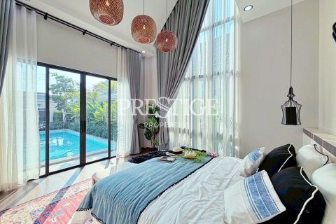 Casa de 3 dormitorios en Pattaya, Tailandia № 197764 - foto 14
