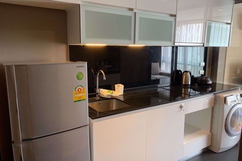 Condominio de 1 dormitorio en Bang Rak, Bangkok, Tailandia № 48100 - foto 4