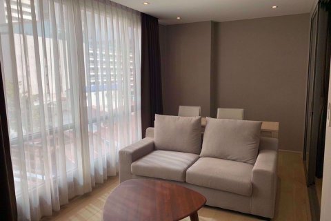 Condominio de 1 dormitorio en Bang Rak, Bangkok, Tailandia № 48100 - foto 2