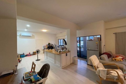 Condo in Sathon, Bangkok, Thailand, 3 bedrooms № 63622
