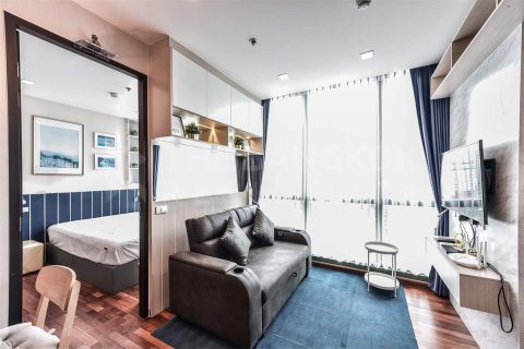 Condominio de 1 dormitorio en Bangkok, Tailandia № 185196 - foto 2