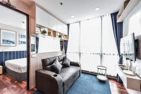 Condominio de 1 dormitorio en Bangkok, Tailandia № 185196 - foto 3