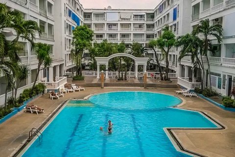 Apartamento de 3 habitaciones en Pattaya, Tailandia № 222783 - foto 11