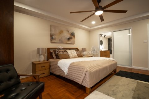 Condominio de 3 dormitorios en Bang Lamung, Tailandia № 152447 - foto 19