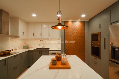 Condominio de 3 dormitorios en Bang Lamung, Tailandia № 152447 - foto 5