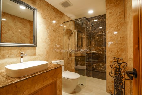 Condominio de 3 dormitorios en Bang Lamung, Tailandia № 152447 - foto 17